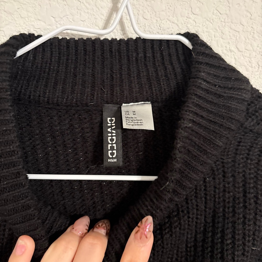 H&M Black Ribbed Sweater - Picture 3 of 3